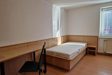 1-Zimmer Apartment - 390,00&nbsp;EUR Kaltmiete, ca.&nbsp; 20,00&nbsp;m&sup2; in Cham (PLZ: 93413)