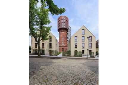 Denkmalgeschützte Turmwohnung – 2 Zi., Terrasse & Garten - Berlin Treptow-Köpenick