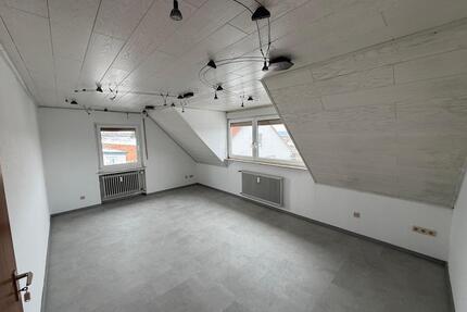 Gepflegte 5 Zimmer Wohnung in Linden Leihgestern Küche Zentral