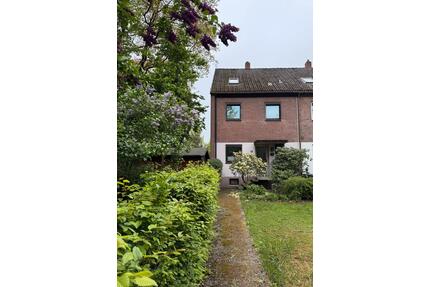 Reiheneckhaus mit viel Potential für eine große Familie - Bremen Blumenthal