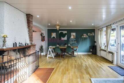 Haus zum Kaufen in Egmating 930.000,00 € 272 m²