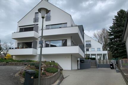 Hochmoderne helle und offene 2-Zimmer-Wohnung mit großem Wohn-Essbereich in Kassel