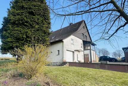 Haus zum Kaufen in Dörentrup Sibbentrup 159.000,00 € 230 m² - Dörentrup / Sibbentrup