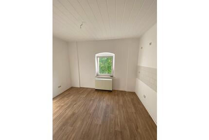 Ruhige 2-Raum-Wohnung in Wiesenburg mit Fernblick - Wildenfels