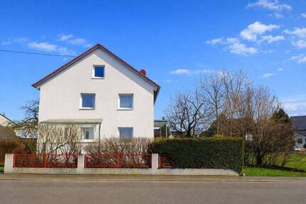 Charmantes Zweifamilienhaus in begehrter Lage von Neu Ulm Burlafingen - Neu-Ulm