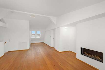 Altbaujuwel | Maisonette-Dachwohnung in Isar-Nähe - München
