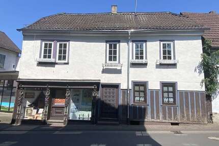 Haus zum Kaufen in Schotten 165.000,00 € 152 m²