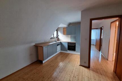 Dachgeschosswohnung - 890,00&nbsp;EUR Kaltmiete, ca.&nbsp; 50,00&nbsp;m&sup2; in Niederkassel (PLZ: 53859)