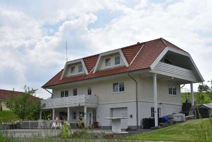 Haus zum Kaufen in Gondenbrett 599.000,00 € 274 m²