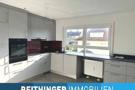 3,5 Zimmer-Mietwohnung - 1.450,00&nbsp;EUR Kaltmiete, ca.&nbsp; 111,50&nbsp;m&sup2;&nbsp;Wohnfl&auml;che in Singen (PLZ: 78224)