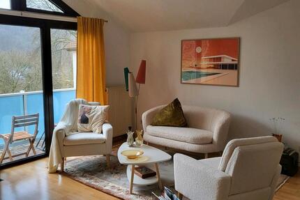 Helle Dachgeschoss Wohnung im Taunus, Stadtteil von Hofheim - Hofheim am Taunus