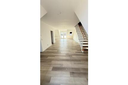 2 Zimmer Wohnung mit Balkon in Hagenburg