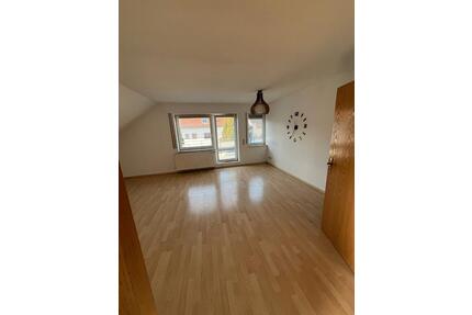 Wohnung zu vermieten. - 790,00&nbsp;EUR Kaltmiete, ca.&nbsp; 73,00&nbsp;m&sup2; in Nattheim (PLZ: 89564)