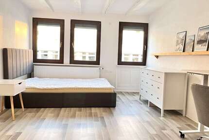 Wohnung zum Mieten in Stuttgart 1.700,00 € 72 m²