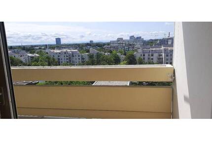 100 m2 mit Alpenblick und Schwimmbad in Bestlage - München Bogenhausen