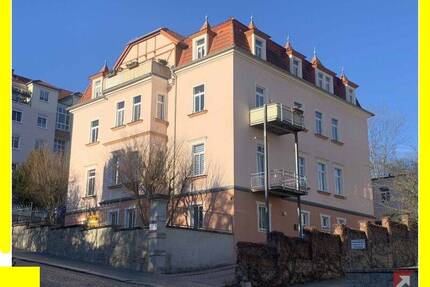 Schöne 3-Raumwohnung mit großem Balkon und Parkett !! - Kamenz