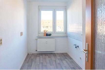 Wohnung zum Mieten in Chemnitz 360,00 € 60.68 m²