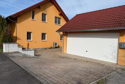 PROVISIONSFREI: Einfamilienhaus in Toplage mit Garage - Gondelsheim