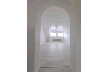 Erstbezug 4 Zimmer Küche Bad Balkon Keller zu vermieten - Wadgassen