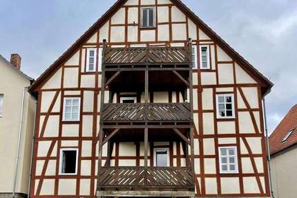 Haus zum Kaufen in Naumburg 549.000,00 € 437.85 m²