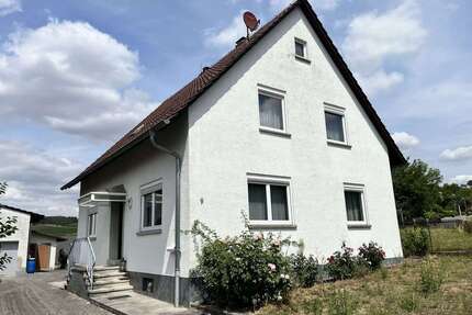 Haus zum Kaufen in Tauberbischofsheim Impfingen 210.000,00 € 156 m² - Tauberbischofsheim / Impfingen