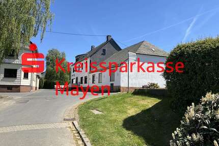Haus zum Kaufen in Nachtsheim 279.000,00 € 300 m²