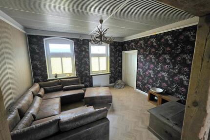 Mietwohung auf 3 Etagen in Laage ca. 100m²