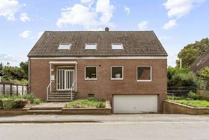 Haus zum Kaufen in Pattensen 379.000,00 € 218 m²