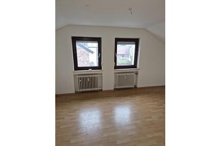 Dachgeschoßwohnung 46 m² in 53919 Weilerswist zu vermieten