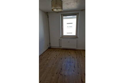 Helle, gemütliche 2 ZKB Wohnung in Essen-Frohenhausen - von Privat