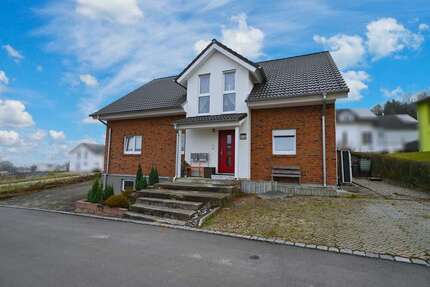 Haus zum Kaufen in Wilhelmsdorf 720.000,00 € 223 m²