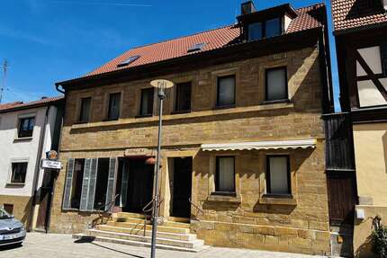 Haus zum Kaufen in Hofheim 275.000,00 € 175 m²