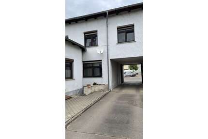 Haus zum Kaufen in Bernburg 298.500,00 € 100 m²