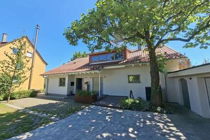 Wohnung zum Mieten in Esslingen am Neckar Liebersbronn 2.200,00 € 151 m² - Esslingen am Neckar / Liebersbronn