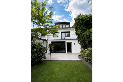 Haus zum Mieten in Köln - Porz 2.450,00 € 144 m²