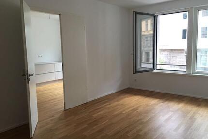 Luxuriöse 3-Zimmer Wohnung in TiergartenMitte Berlin vermieten - Offenbach am Main Hafen