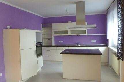 Wunderschöne, helle 2-Zimmer-Wohnung mit Garten in Weiden - Weiden in der Oberpfalz