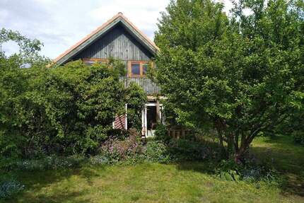 freistehendes Einfamilienhaus mit schönem Garten - Neu Wulmstorf