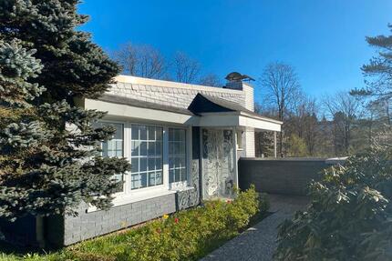 Einfamilienhaus mit großem Garten & Garage, mitten im Grünen - Remscheid Remscheid-Süd