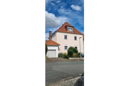 Einfamilienhaus - 249.000,00&nbsp;EUR Kaufpreis, ca.&nbsp; 153,00&nbsp;m&sup2; in Warburg (PLZ: 34414)