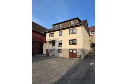 Haus zum Kaufen in Bebra - Gilfershausen 299.000,00 € 176 m²