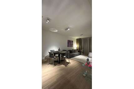 Wohnung zum Mieten in Frankfurt 1.700,00 € 62 m²