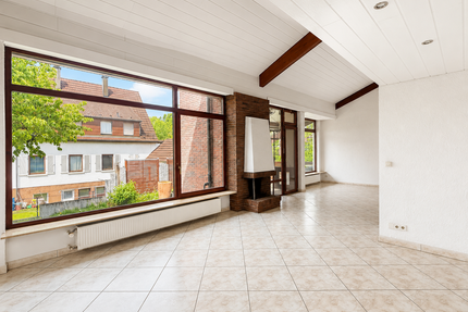 Haus zum Mieten in Steinenbronn 2.700,00 € 230 m²