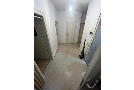 WG-Auflösung in Gießen Mitte - 590,00&nbsp;EUR Kaltmiete, ca.&nbsp; 69,00&nbsp;m&sup2; in Gießen (PLZ: 35390)