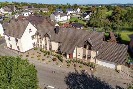 Haus zum Kaufen in Neustadt (Wied) Etscheid 474.000,00 € 335 m² - Neustadt (Wied) / Etscheid