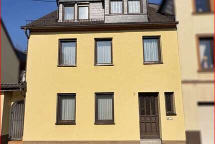Haus zum Kaufen in Idar-Oberstein 79.000,00 € 115 m²