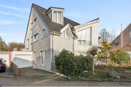 Haus zum Kaufen in Mönchengladbach 739.000,00 € 269 m²