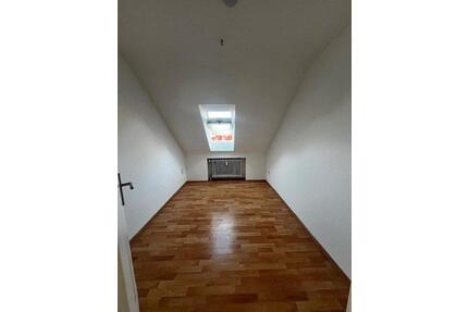 Dachgeschosswohnung in Wuppertal Cronenberg