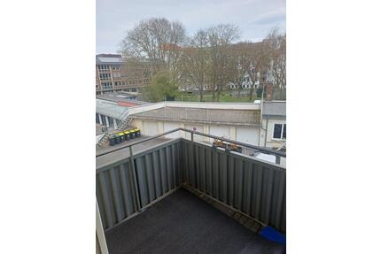 3-ZKB Saniert, Balkon, 81m2 Direkt an Stadt, Uni, Bahnhof - Kassel Philippinenhof-Warteberg