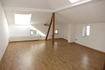 2 ZKB- Dachgeschosswohnung in Boppard (Rhein)